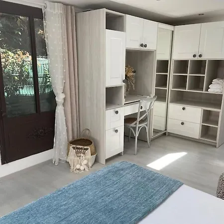 Cap D'antibes 50m From The 3 Bedrooms/pool Villa