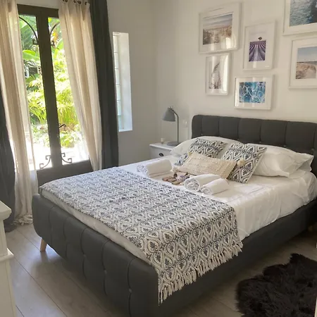 Cap D'antibes 50m From The 3 Bedrooms/pool * Antibes