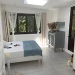 Cap D'antibes 50m From The 3 Bedrooms/pool فيلة
