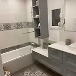 Cap D'antibes 50m From The 3 Bedrooms/pool فيلة أنتيب