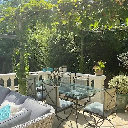 Cap D'antibes 50m From The 3 Bedrooms/pool Villa
